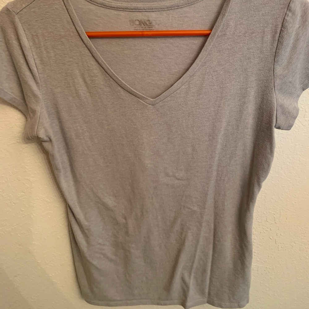 Simple tee - Picture 1 of 2